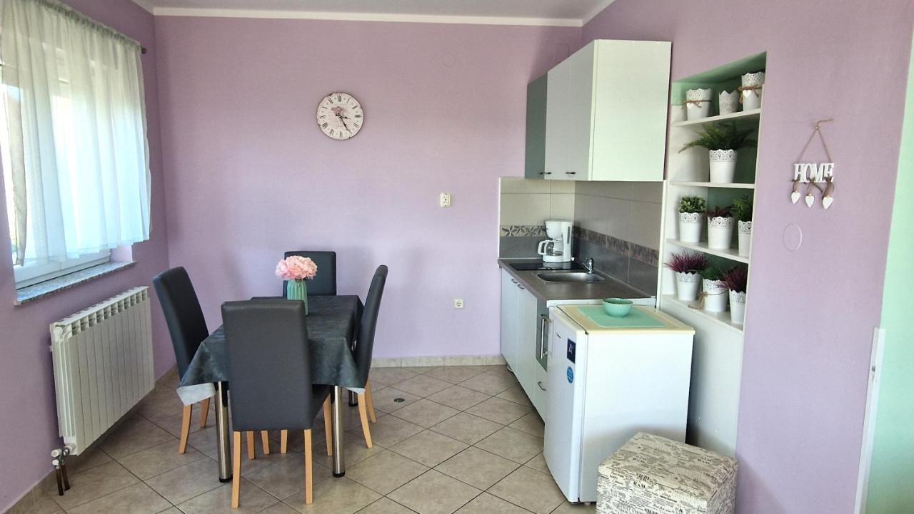 Apartments Ana & Ivan Крк Экстерьер фото